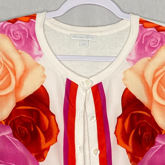 New York & Co Womens Cardigan Sweater Size Medium Silky Floral Front Knit Back - Picture 2 of 8